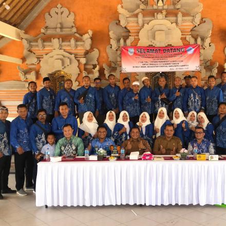 Kunjungan Kades se Kecamatan Sambung Makmur, Studi Tiru Pemanfaatan Dana Desa Untuk Ketahanan Pangan